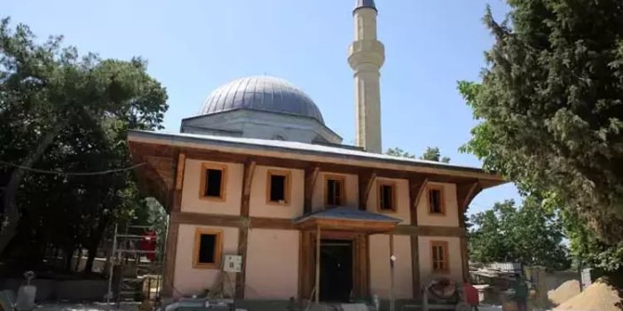 5 asırlık cami yarın ibadete açılacak