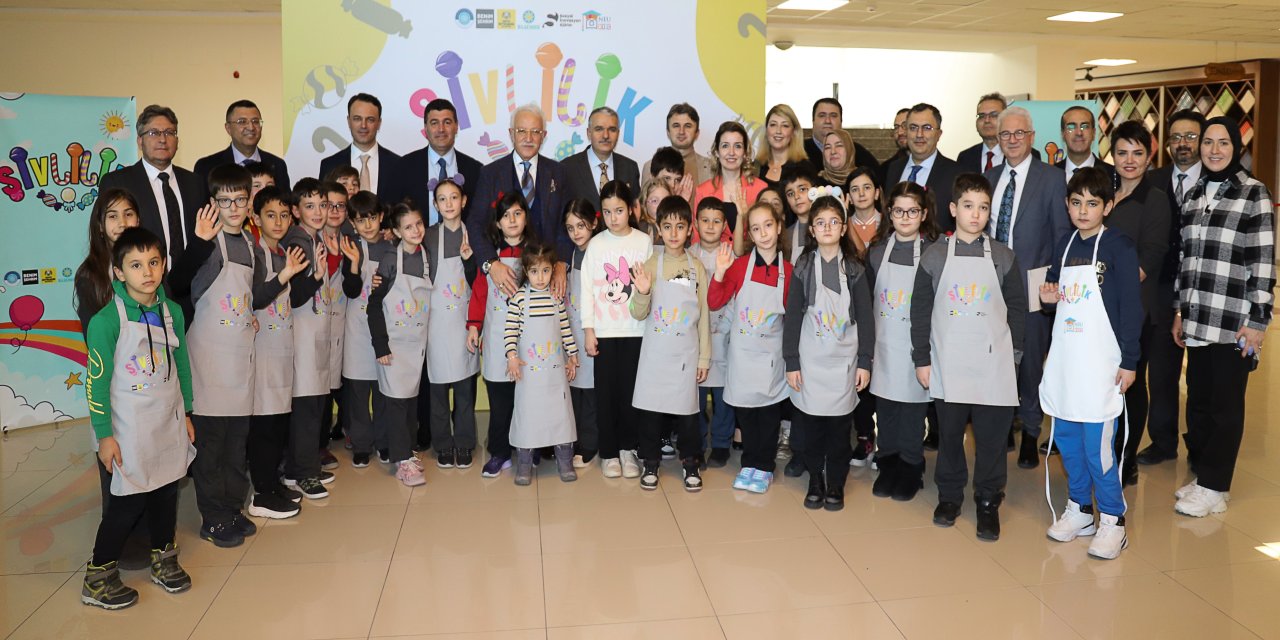 Konya’nın asırlık geleneği şivlilik, NEÜ'de çocuklarla kutlandı