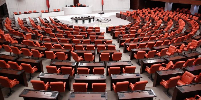 Başkan Kavuş, hastanede yatan çocukları unutmadı