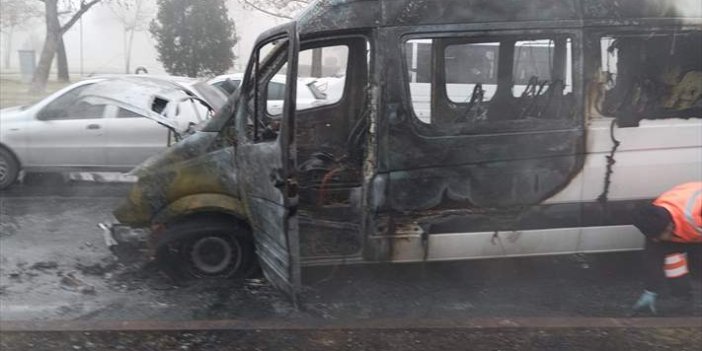 Faciadan dönüldü! Konya'da seyir halindeki araç alev aldı