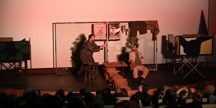 “SINIR” tiyatro oyunu Seydişehir’de sahne aldı