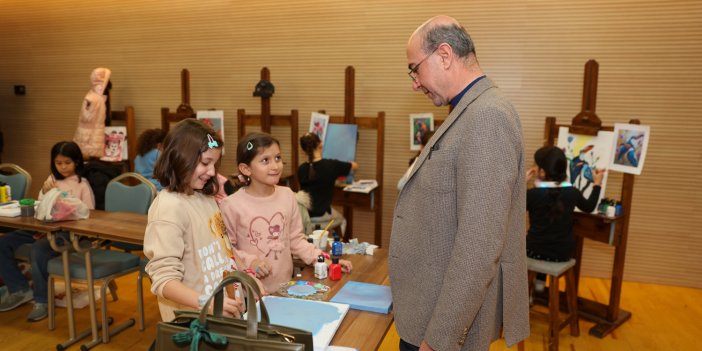 Başkanı Pekyatırmacı Selçuklu Sanat Akademisi öğrencileriyle birlikte derse katıldı