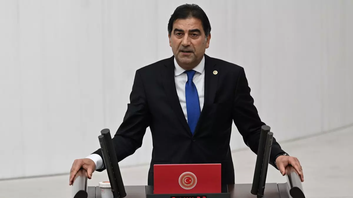 Konya Milletvekili partisinden istifa etti