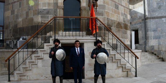 Başkan Yalım: ''Konya şehirlerin sultanı ve sultanların şehridir''