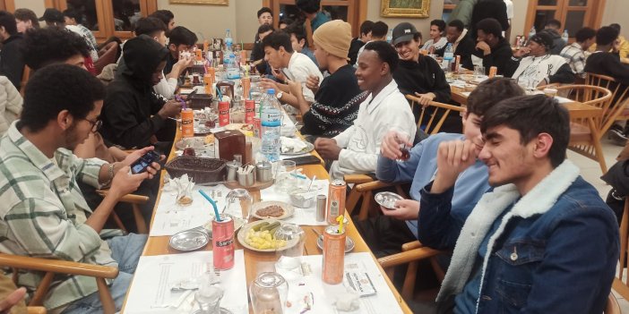 UİHM mezunları buluştu