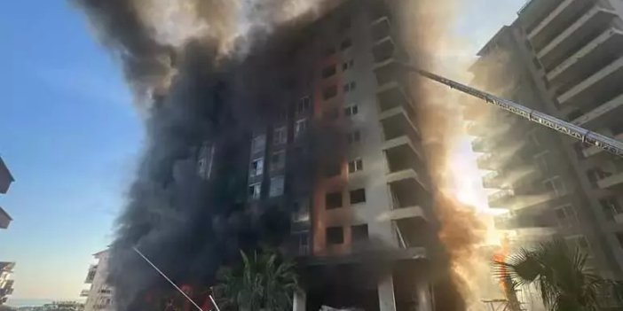 Antalya'da 9 katlı otelde yangın çıktı