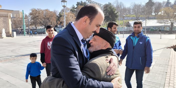 Başkan Altay vatandaşlarla buluştu