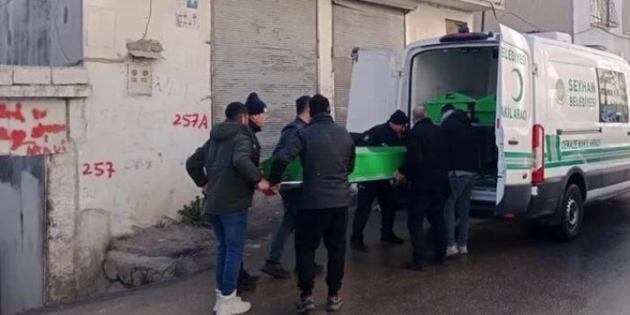 Adana'da 21 yaşındaki Fatma Koçaklı, evinde av tüfeğiyle vurulmuş halde ölü bulundu