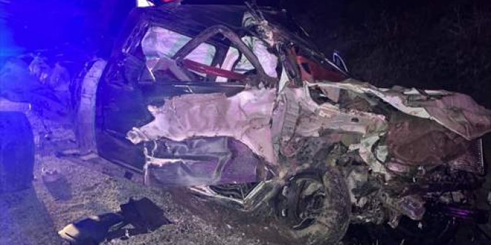 Konya'da devrilen kamyonetin sürücüsü öldü