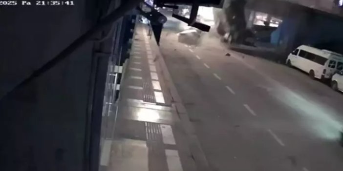 Freni boşalan kamyonun 3 araca çarptı: 3 ölü, 22 yaralı