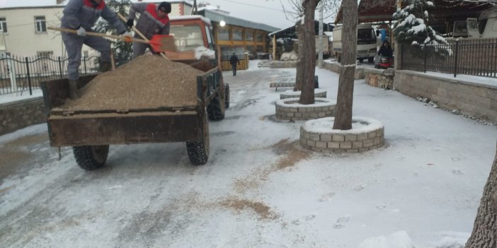 Seydişehir'de karla mücadele