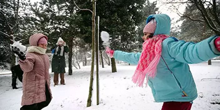 Ankara, Konya, Sakarya, Çanakkale’de okullar tatil mi? 11 Şubat Salı için açıklama var mı? Meteoroloji sarı kodlu uya
