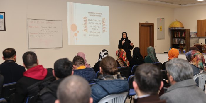 Selçuklu'da “Çocuğumun farkındayım bunun için kurstayım” projesi