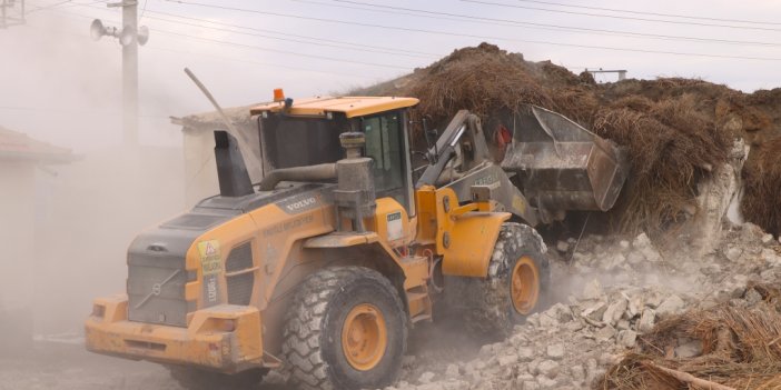 Ereğli'de o bina yıkımları devam ediyor