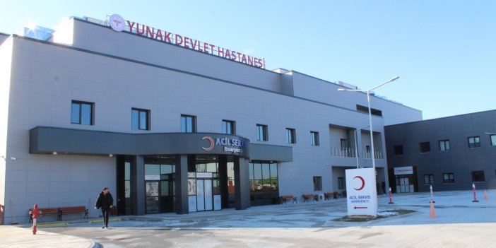 Yunak Devlet Hastanesi'nin yeni binası hizmete başladı