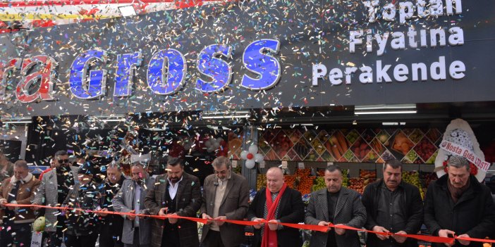 Asfora Gros Kozağaç Şubesi görkemli bir törenle açıldı