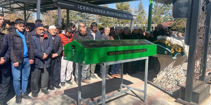 Otomobil patlamasında hayatını kaybedenler son yolculuğa uğurlandı