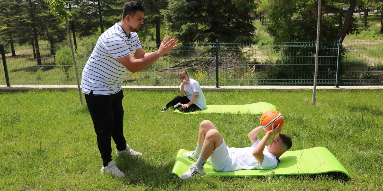 Karaca: Enerji Krizi mi Yoksa Yönetim Beceriksizliği mi?