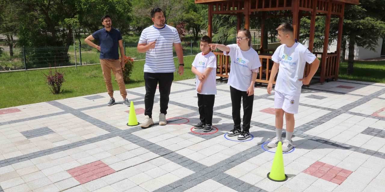 Konya’da vergi kanunlarındaki değişiklikler konuşuldu