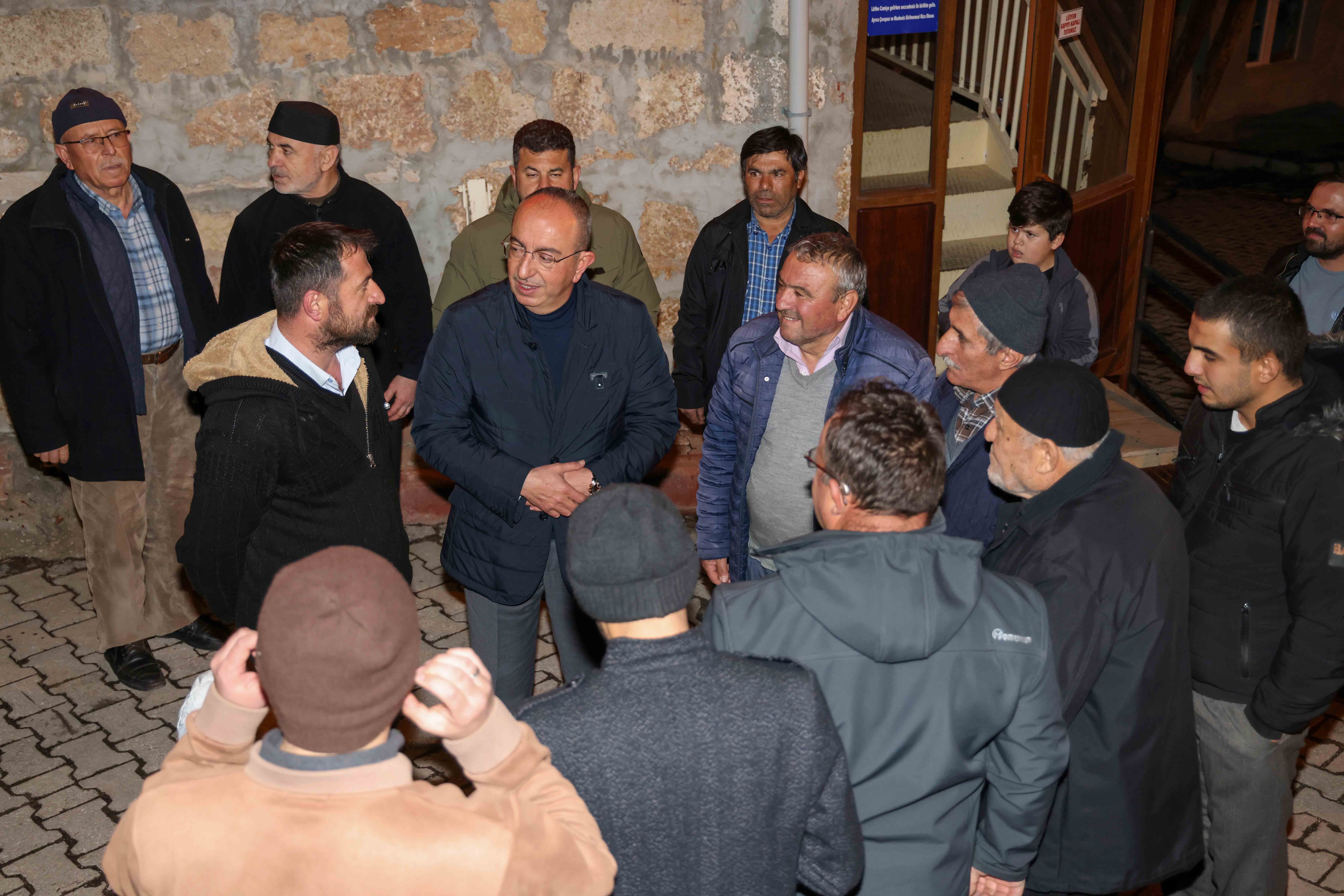 Başkan Kavuş vatandaşlarla bir araya geldi