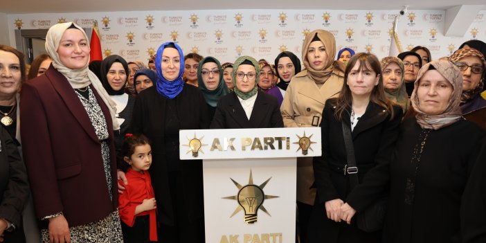 AK Parti Konya Kadın Kolları'ndan 8 Mart Dünya Kadınlar Günü basın açıklaması