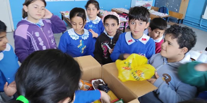 Yunak'ta iyilik kolileri ihtiyaç sahibi ailelere ulaştırılıyor