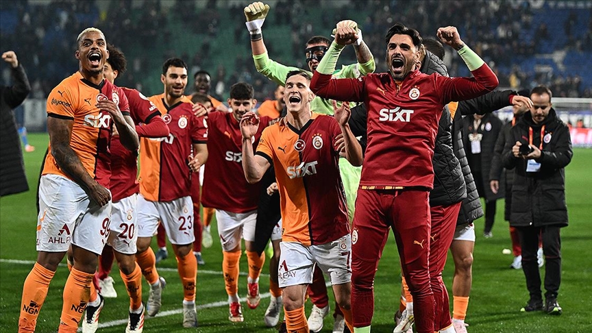 Galatasaray, son 8 haftada şampiyonluk veremedi