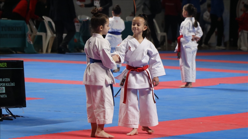 Türkiye Çocuklar Karate Şampiyonası, Kocaeli'de başladı
