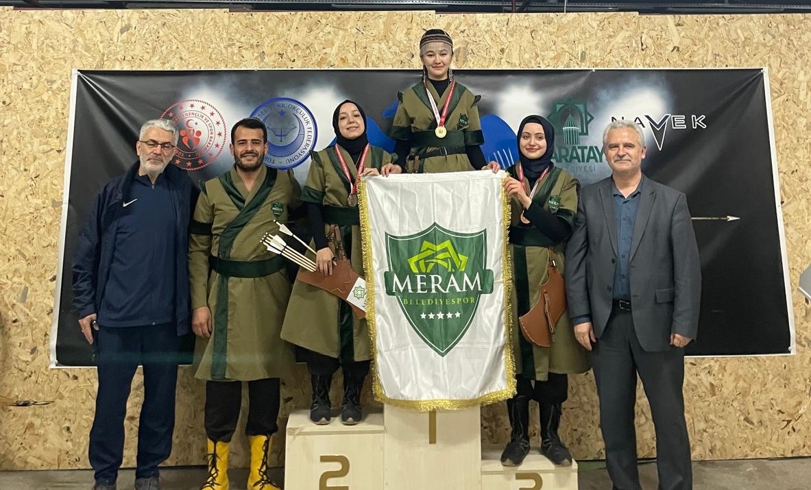 Geleneksel okçulukta zirve; Meram Belediyespor'un