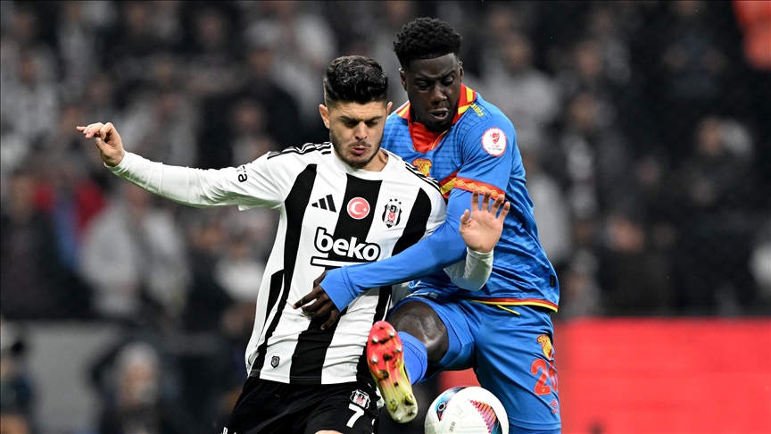 Beşiktaş, yarın Göztepe'ye konuk olacak