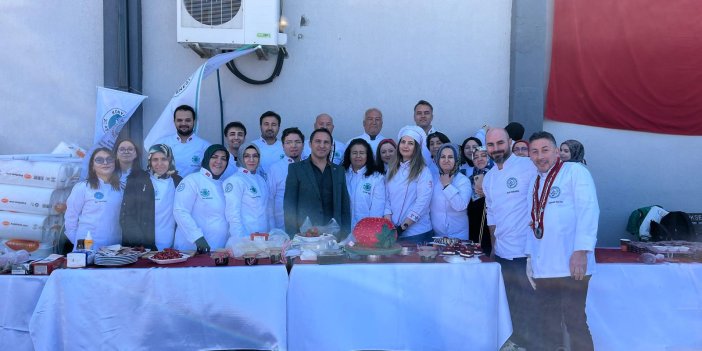 Hüyük'te Çilek Festivali yoğun ilgi gördü