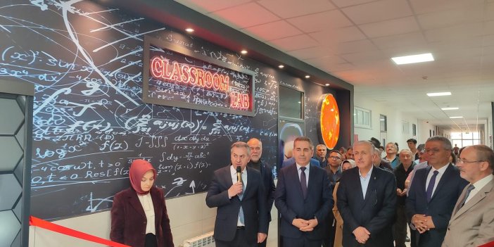 Meram Fen Lisesinde teknoloji laboratuvarı açıldı