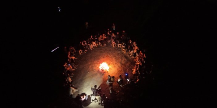 Konya'nın en gözde mekanında öğrencilerden kamp ateşi