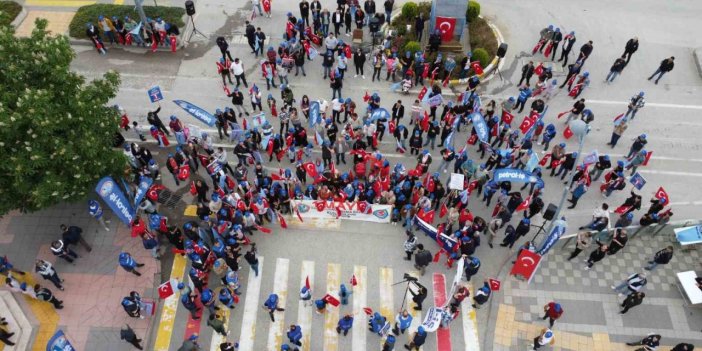 Araştırılmaya başlandı! 1 Mayıs resmi tatil mi? 1 Mayıs Emek ve Dayanışma Günü hangi gün, okullar ve iş yerleri tatil mi?