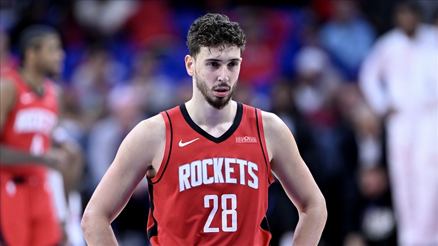 NBA'de ilk play-off maçına çıkan Alperen Şengün'ün 26 sayısı Rockets'ın galibiyetine yetmedi