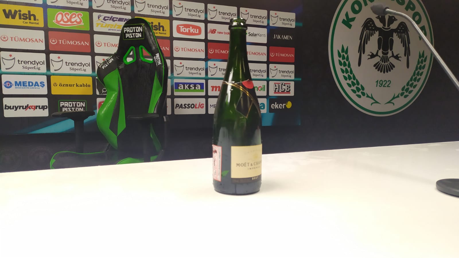 Konya'da şampiyon olan Galatasaray'a yakışmayan hareket