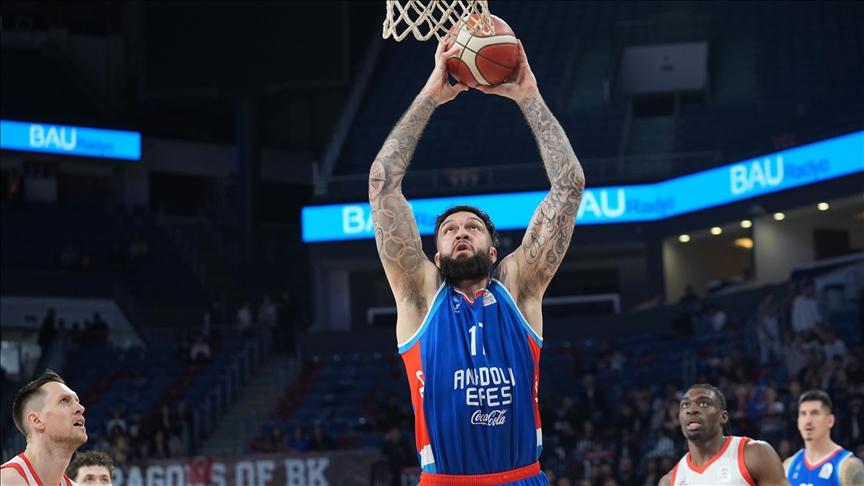 Anadolu Efes, THY Avrupa Ligi play-off'unda Panathinaikos AKTOR'a konuk olacak