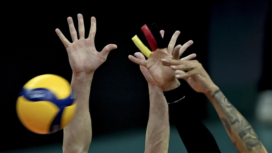 Voleybol SMS Grup Efeler Ligi'nde play-off final serisi başlıyor