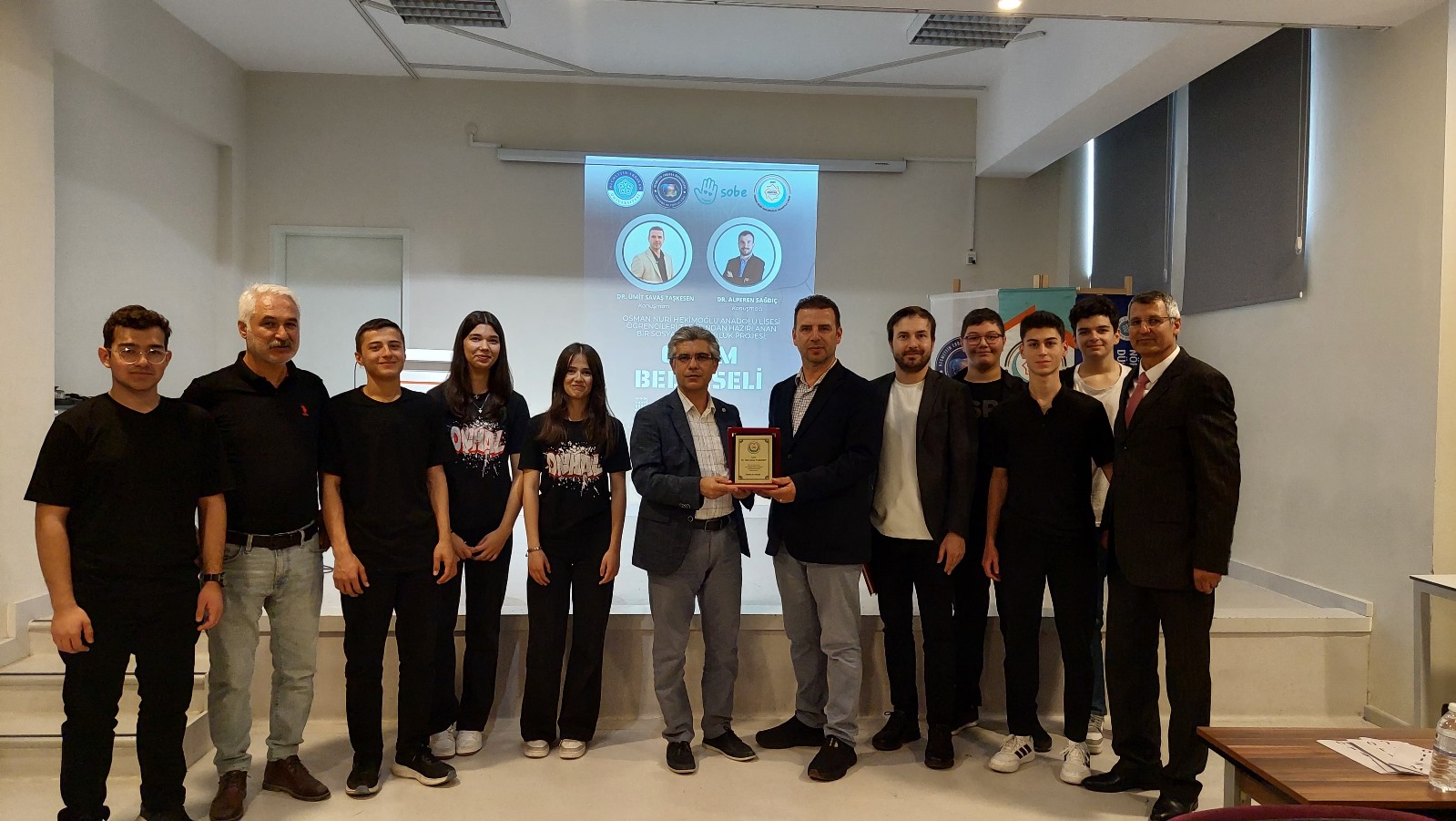 Lise öğrencilerinden otizm farkındalığı için belgesel çalışması