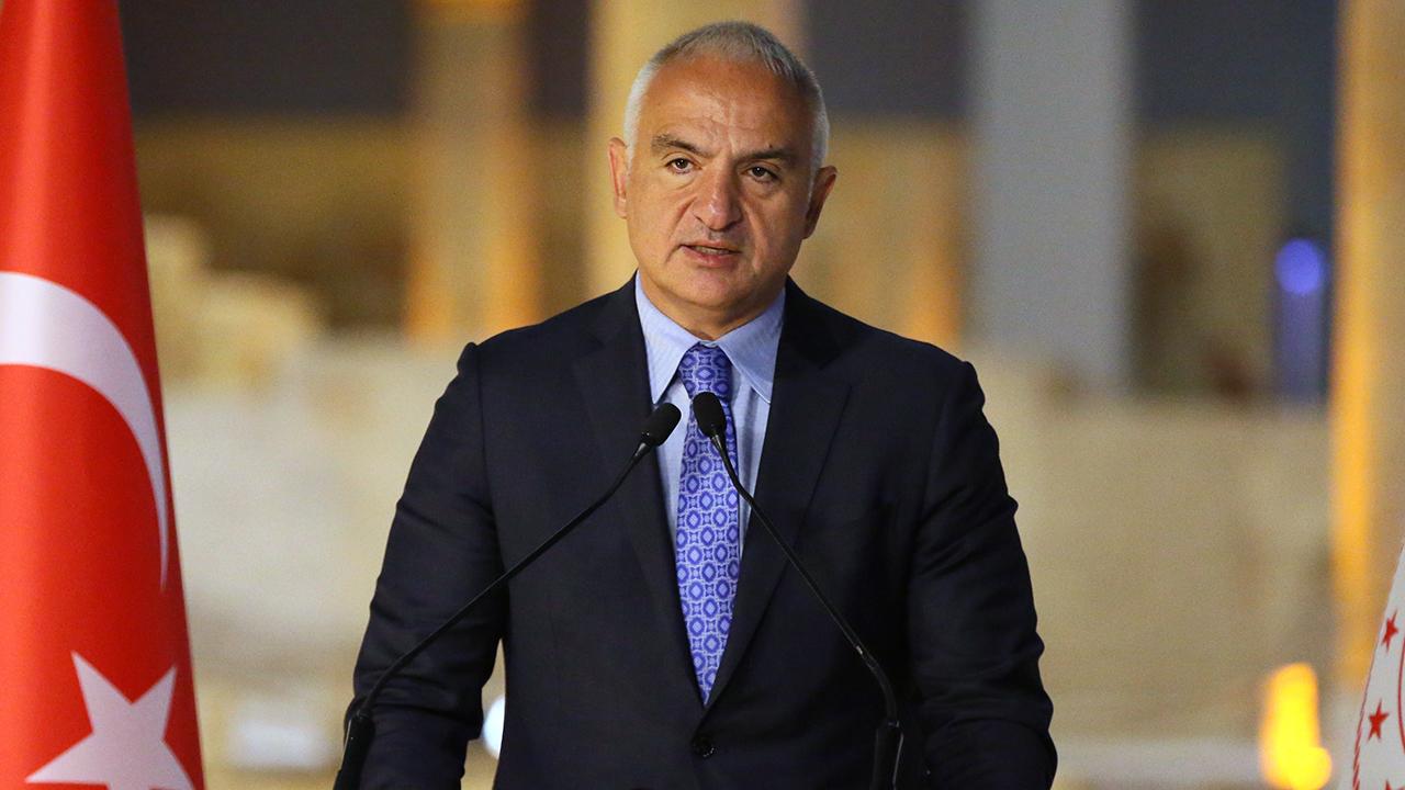 "Hedefimiz turizmde dünyada ilk 3'e girmek"