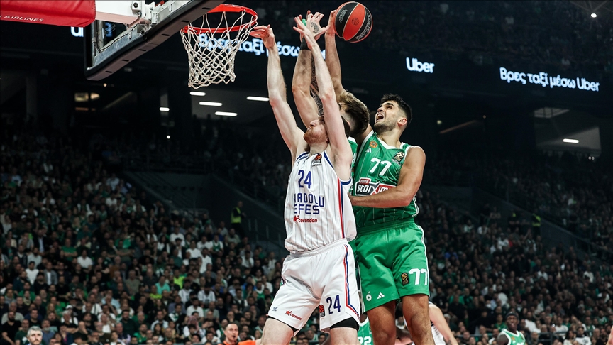 Anadolu Efes, Panathinaikos'a konuk olacak
