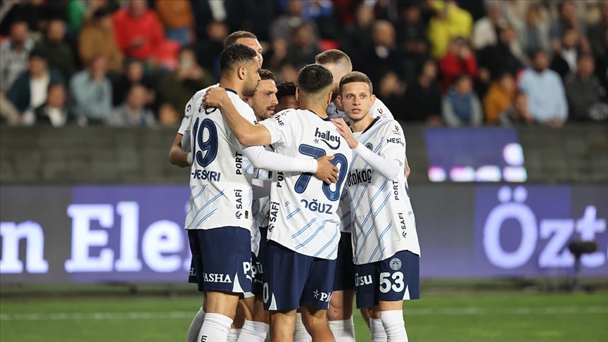 Fenerbahçe, Gaziantep'ten 3 puanla döndü