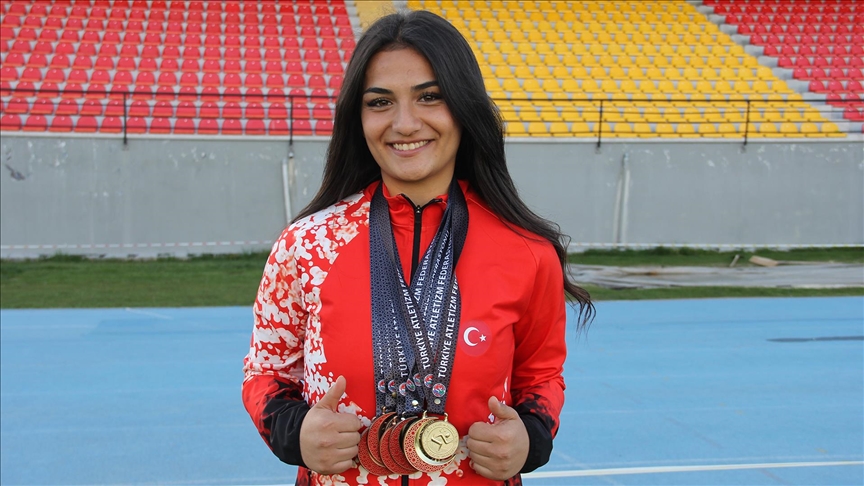 Milli atlet Sinem Yurt'un hedefi EYOF'ta şampiyonluk
