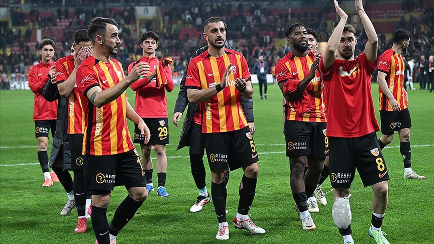 Bellona Kayserispor, Çaykur Rizespor'u yendi