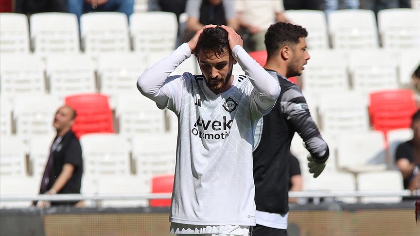 FIFA'dan Altay'a 6 puan silme cezası