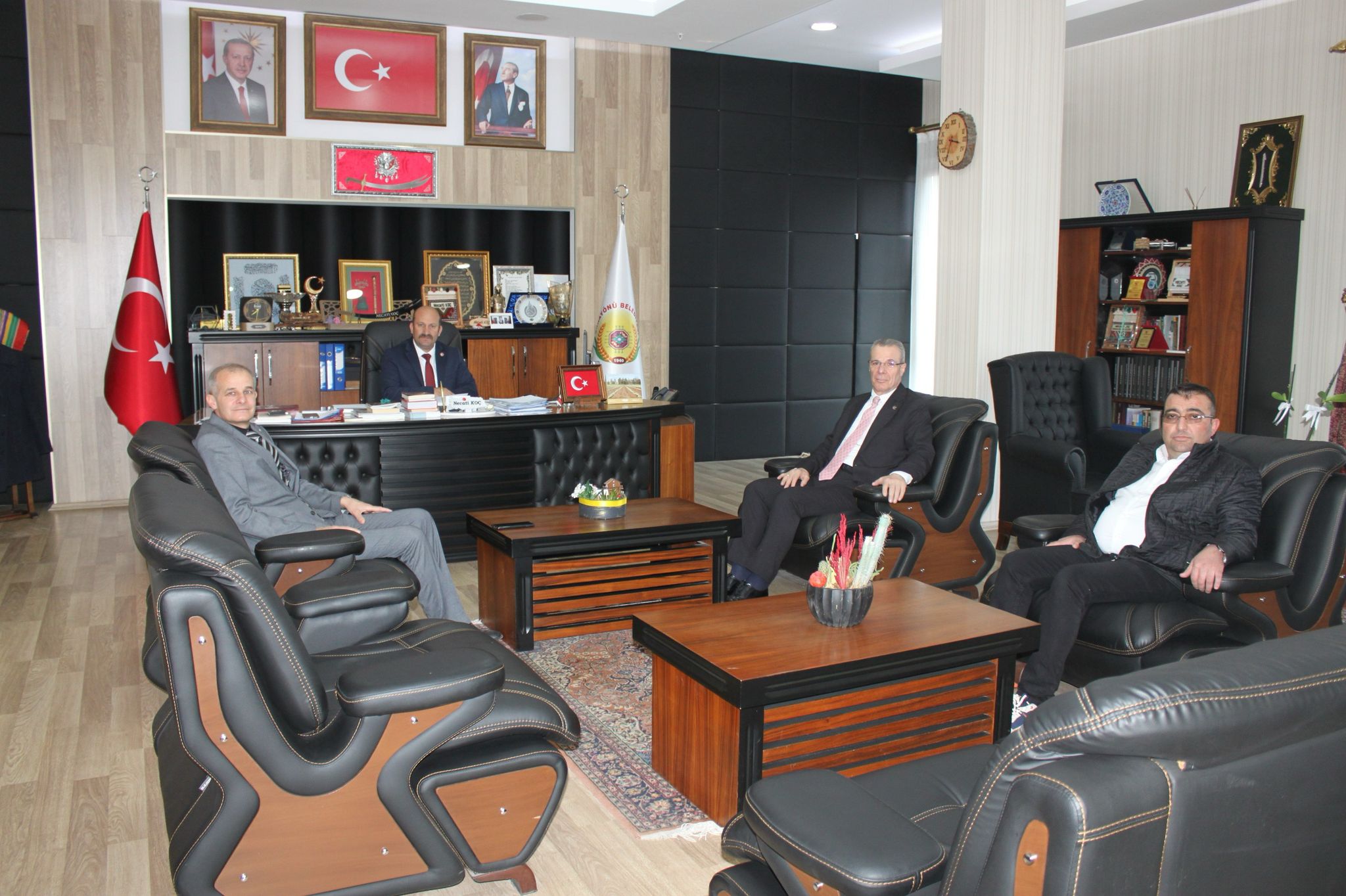 Hasan Yel'den Sarayönü Belediye Başkanına ziyaret