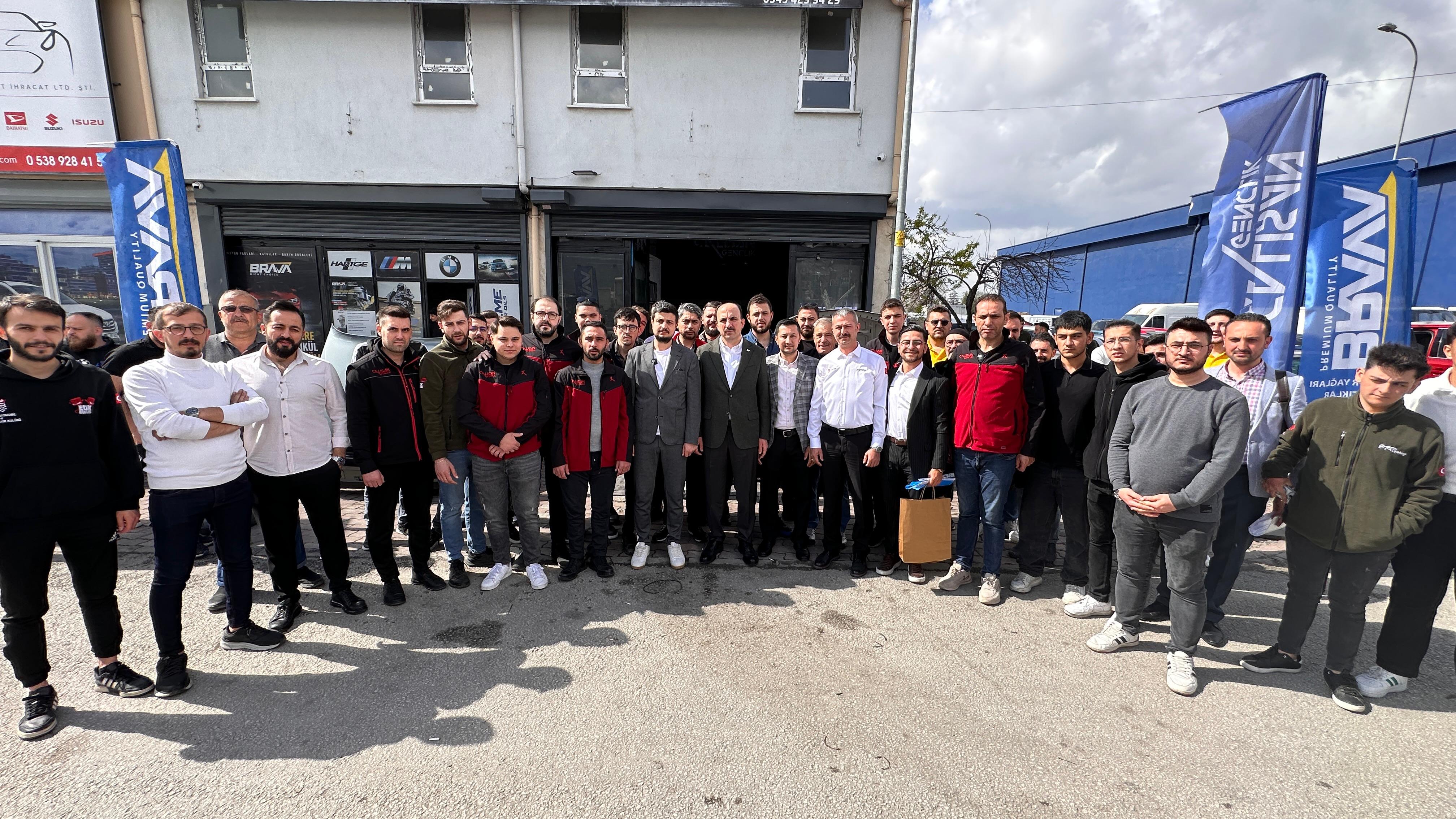 Başkan Altay sanayide gençlerle buluştu