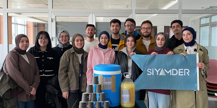 1 Mayıs'ta limonatalar emekçilerle buluştu