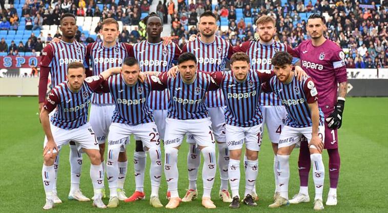 Trabzonspor'da 4 futbolcu sarı kart sınırında