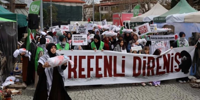 Konya’da Gazze İçin Yeniden Kefenli Direniş: “Gazze Ölüyor, Sessiz Kalma!”